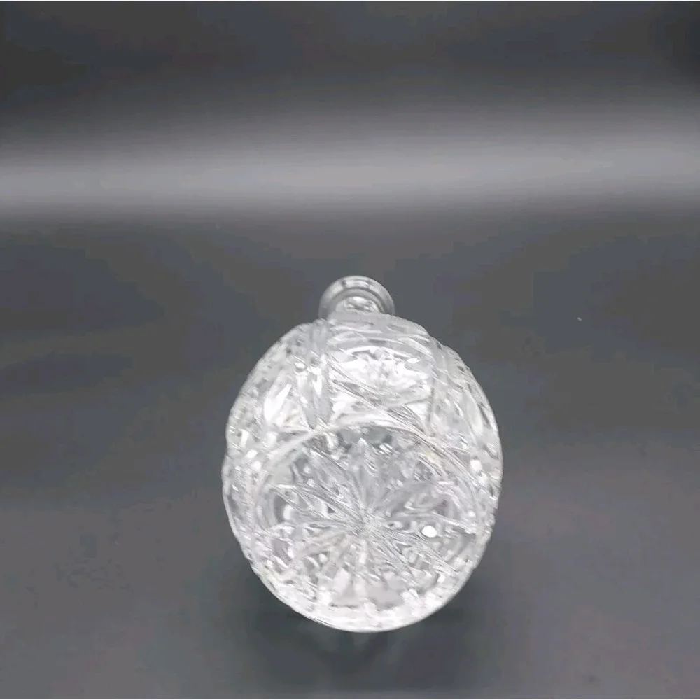 Beautiful Crystal Decanter with Roses‎ & Pineapple Design Made Italy